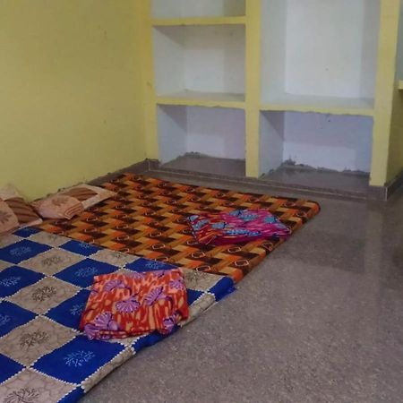 Gopal Sadan-2 Apartment Vrindavan Luaran gambar